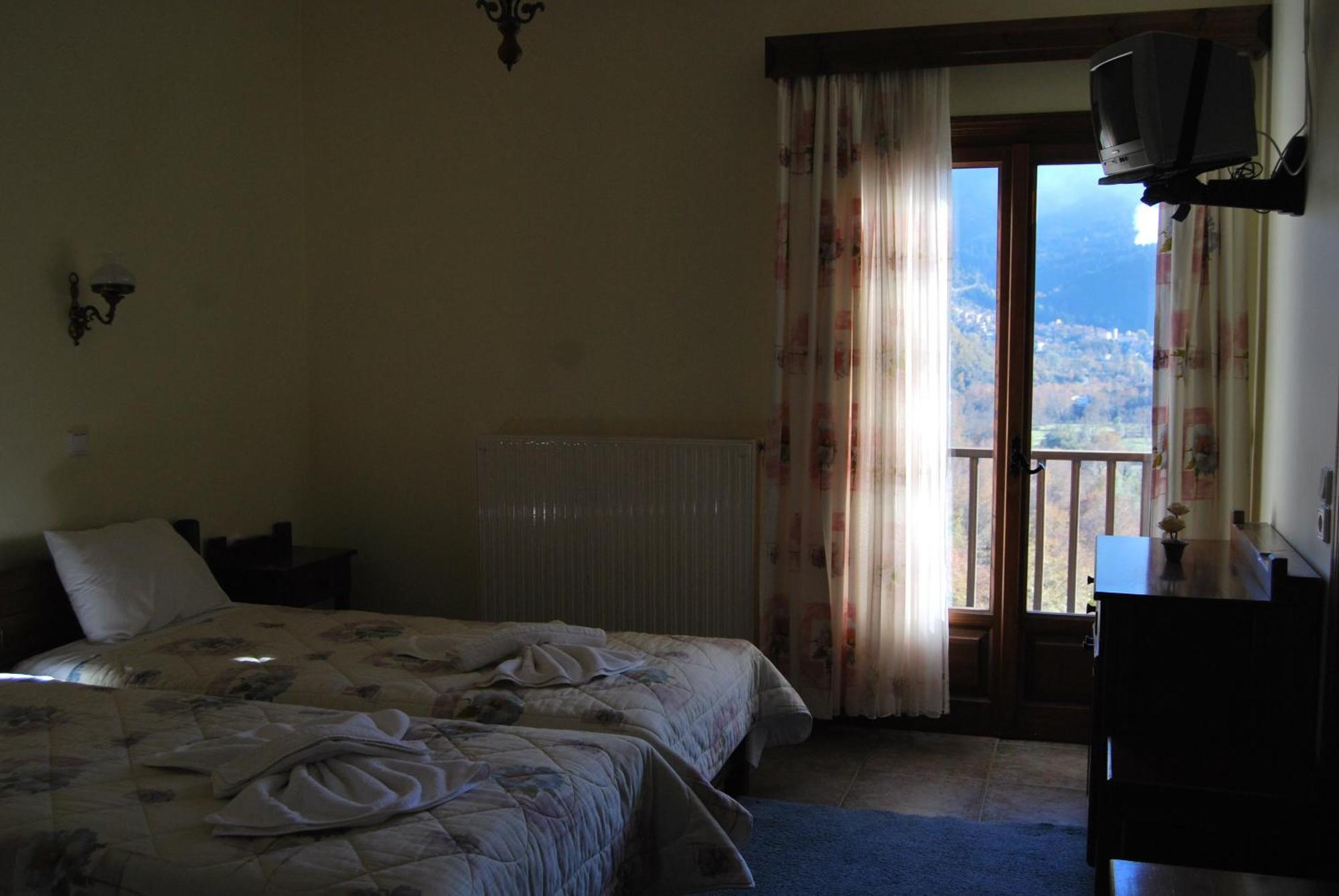 Rizoma Guesthouse Mikrón Khoríon エクステリア 写真